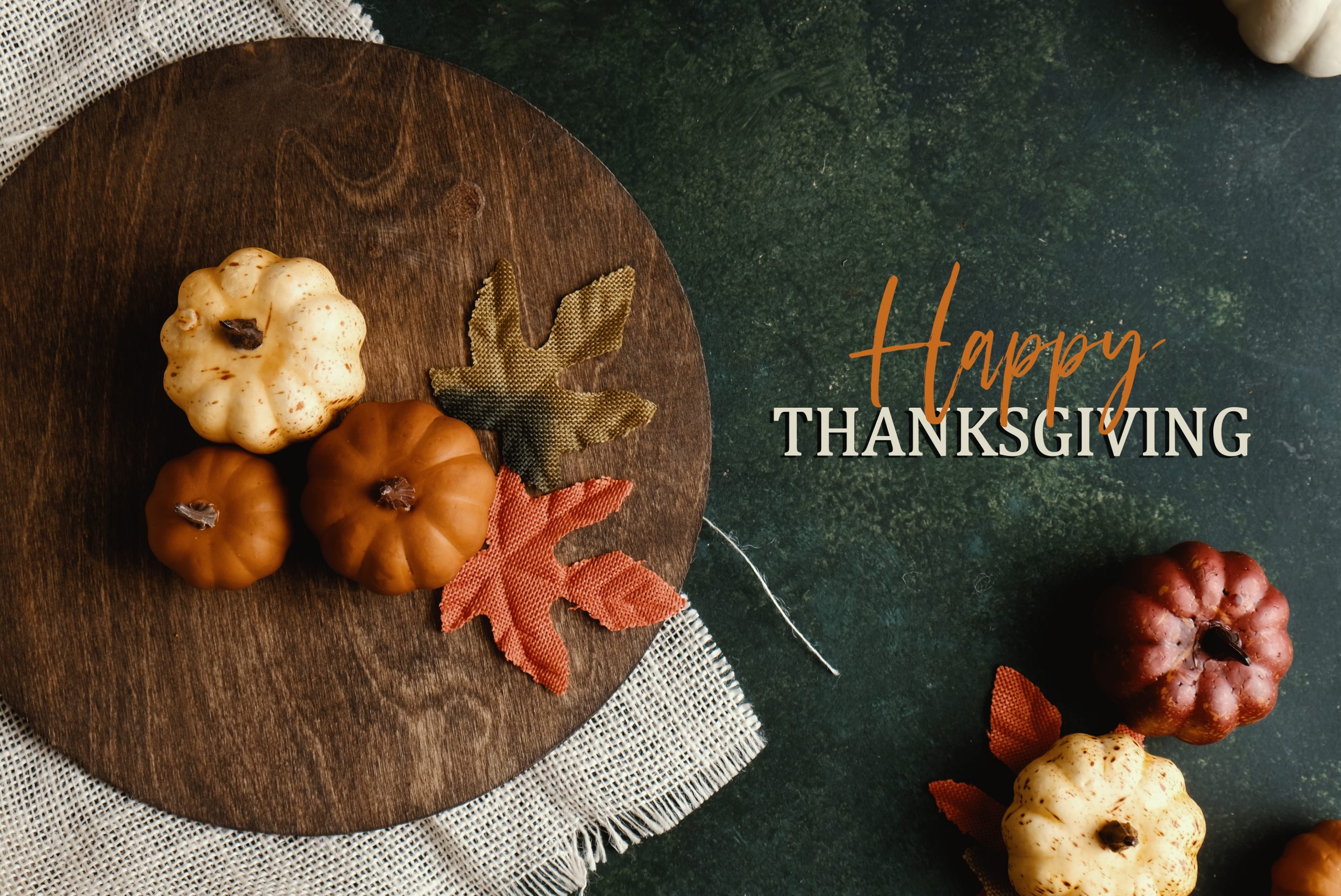 Happy Thanksgiving flat lay background with fall season decorati